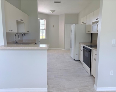 2406 David Avenue - Photo Thumbnail 5