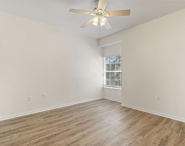 7565 Plantation Circle - Photo Thumbnail 18