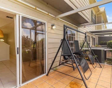 7565 Plantation Circle - Photo Thumbnail 23