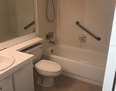 8209 Sun Spring Circle - Photo Thumbnail 10