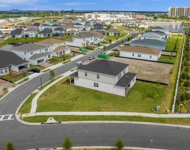 10411 Park Estates Avenue - Photo Thumbnail 3