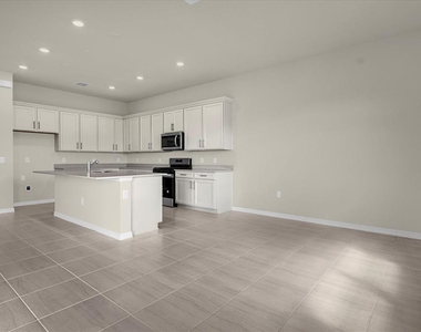 10411 Park Estates Avenue - Photo Thumbnail 16