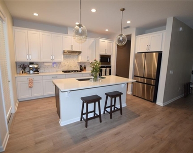 2488 Cedar Rose Street - Photo Thumbnail 23