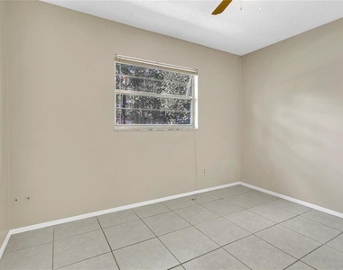 230 S 4th Street - Photo Thumbnail 12
