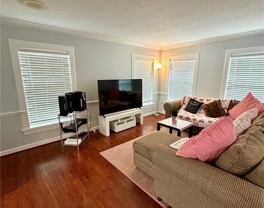 235 Hartridge Hills Drive - Photo Thumbnail 5
