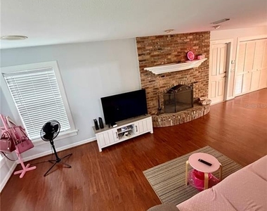 235 Hartridge Hills Drive - Photo Thumbnail 8