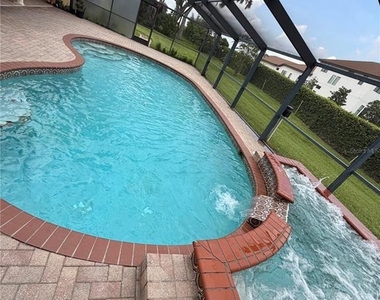 235 Hartridge Hills Drive - Photo Thumbnail 17