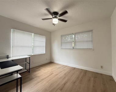 524 N Lakemont Avenue - Photo Thumbnail 12