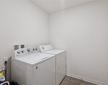 12965 Del Lago Drive - Photo Thumbnail 18