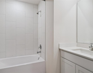 12965 Del Lago Drive - Photo Thumbnail 15