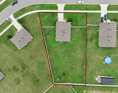 12965 Del Lago Drive - Photo Thumbnail 26