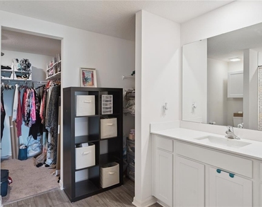 12965 Del Lago Drive - Photo Thumbnail 14