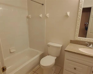 4629 Riverton Drive - Photo Thumbnail 14