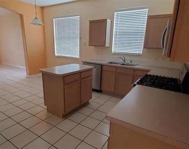 4629 Riverton Drive - Photo Thumbnail 6