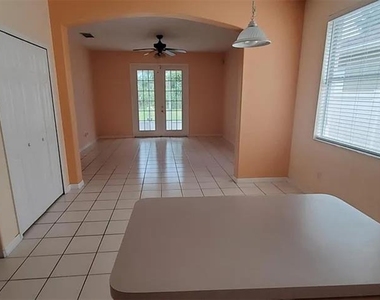 4629 Riverton Drive - Photo Thumbnail 8