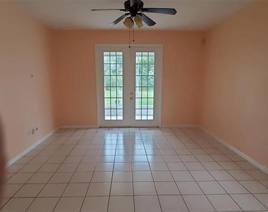 4629 Riverton Drive - Photo Thumbnail 9