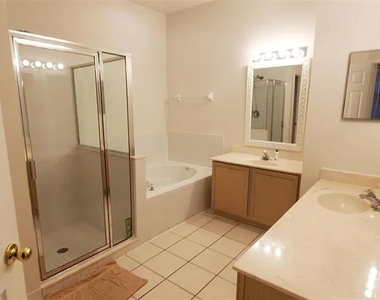 4629 Riverton Drive - Photo Thumbnail 16