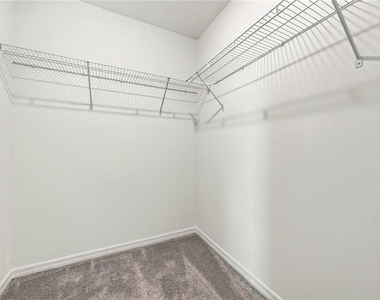 355 Sequoia Drive - Photo Thumbnail 22