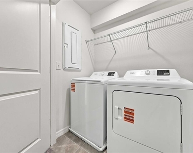 355 Sequoia Drive - Photo Thumbnail 32