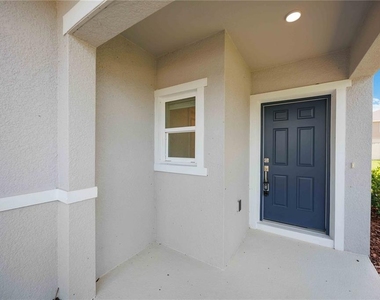 355 Sequoia Drive - Photo Thumbnail 4