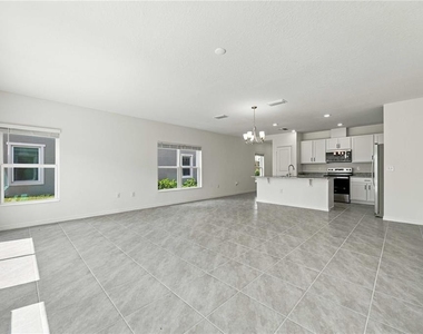 355 Sequoia Drive - Photo Thumbnail 8