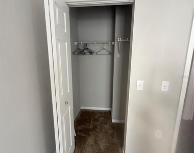 1726 Arbor Lakes Circle - Photo Thumbnail 12