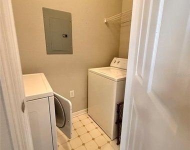 1726 Arbor Lakes Circle - Photo Thumbnail 13