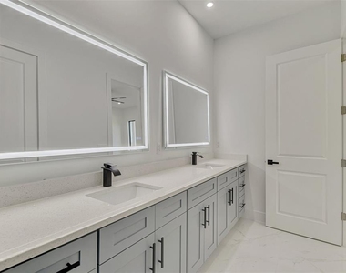 9468 Attica Circle - Photo Thumbnail 33