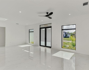 9468 Attica Circle - Photo Thumbnail 19