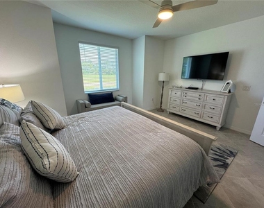 12390 Wellen Golf Street - Photo Thumbnail 11