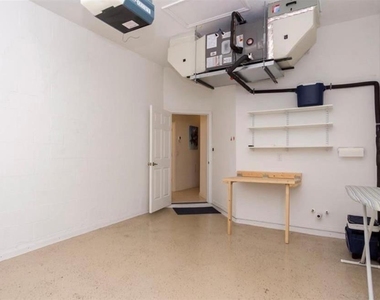 1604 Triano Circle - Photo Thumbnail 14