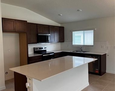 3016 Upton Street - Photo Thumbnail 4