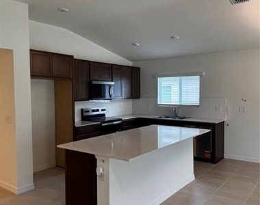 3016 Upton Street - Photo Thumbnail 10