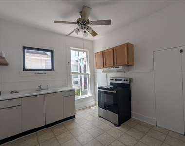 6635 Se 221st Street - Photo Thumbnail 12
