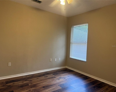 10654 Nw 9th Road - Photo Thumbnail 6