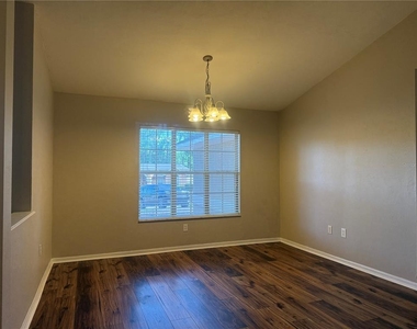 10654 Nw 9th Road - Photo Thumbnail 7
