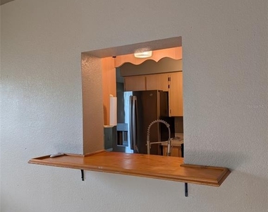 931 Cedar Circle - Photo Thumbnail 5