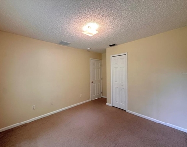 89 Berkshire Lane - Photo Thumbnail 19
