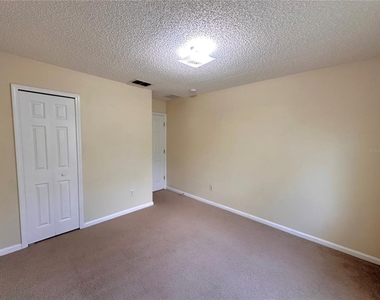 89 Berkshire Lane - Photo Thumbnail 25