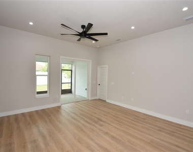 18 Wood Amber Lane - Photo Thumbnail 16