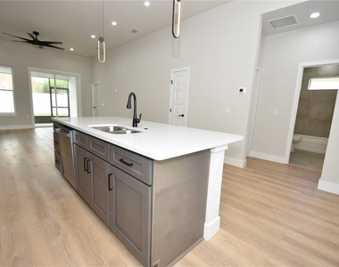 18 Wood Amber Lane - Photo Thumbnail 7