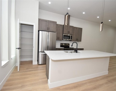 18 Wood Amber Lane - Photo Thumbnail 6