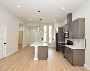 18 Wood Amber Lane - Photo Thumbnail 4