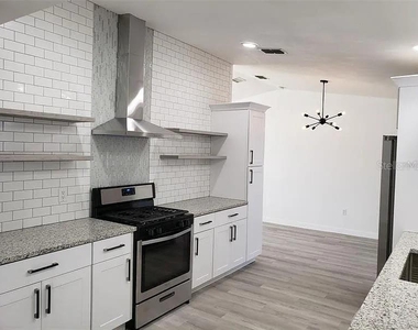 2 Cheyenne Court - Photo Thumbnail 2