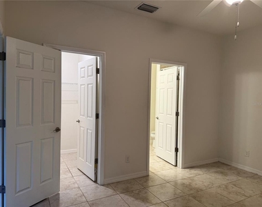 26077 Sandhill Boulevard - Photo Thumbnail 9