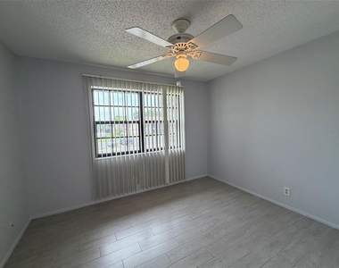 19505 Quesada Avenue - Photo Thumbnail 16