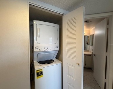 19505 Quesada Avenue - Photo Thumbnail 14
