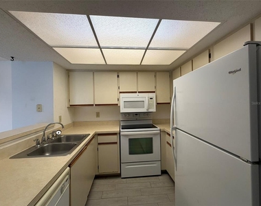 19505 Quesada Avenue - Photo Thumbnail 11