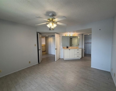19505 Quesada Avenue - Photo Thumbnail 21