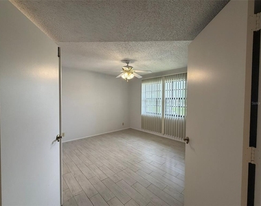 19505 Quesada Avenue - Photo Thumbnail 19